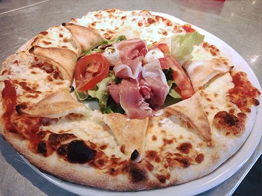 Restaurant - L'imprévu Brasserie Castelorienne - Restaurant Chateau du Loir - restaurant MONTVAL-SUR-LOIR